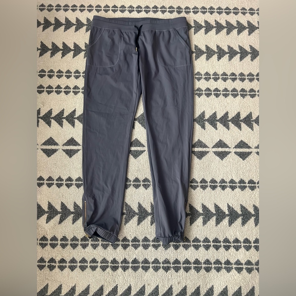 Zyia‎ joggers